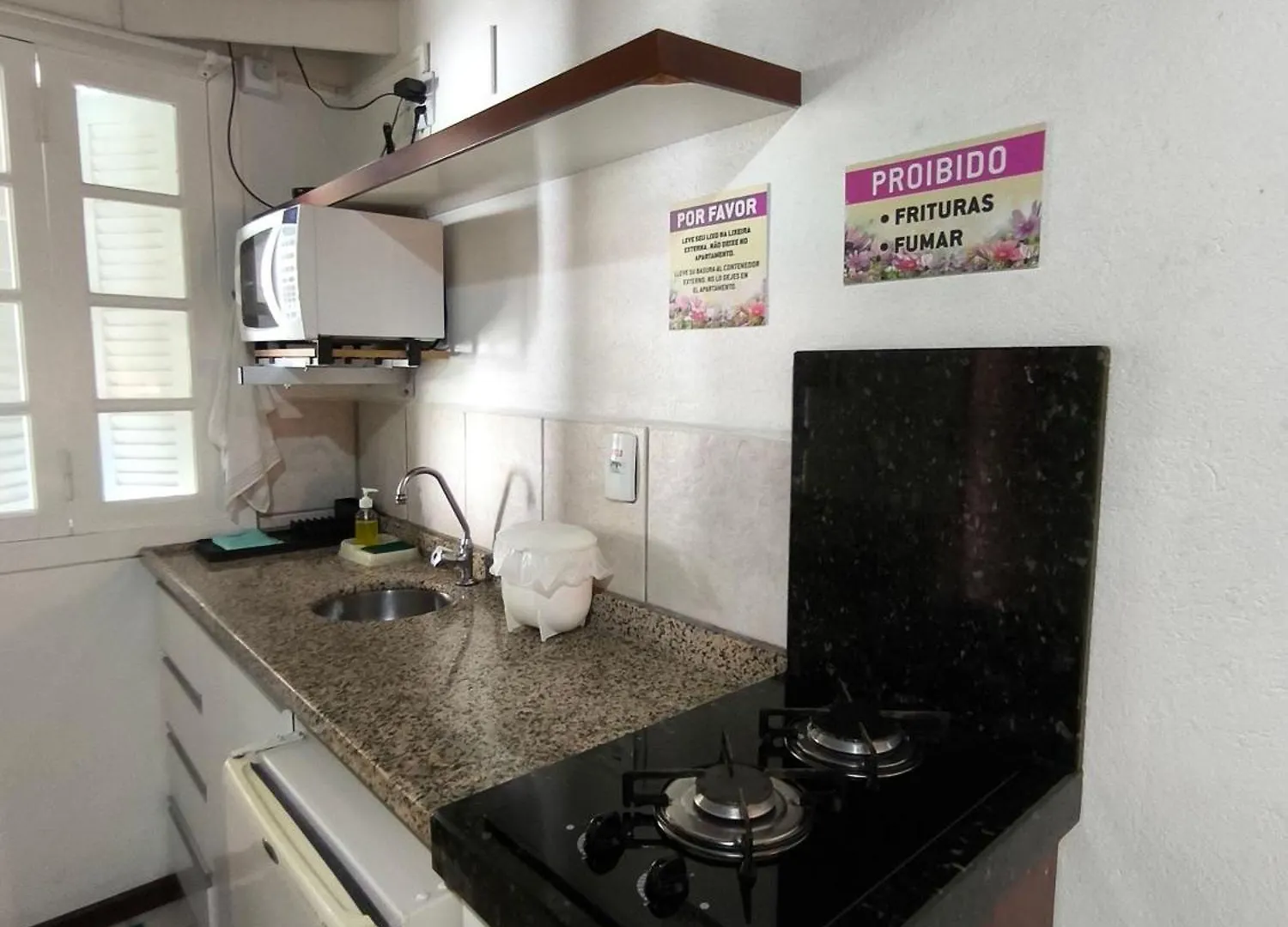 Apartamento Pousadinha E Residencial Sto Antonio - Praia De Bombas/Bombinhas-Sc Brasil