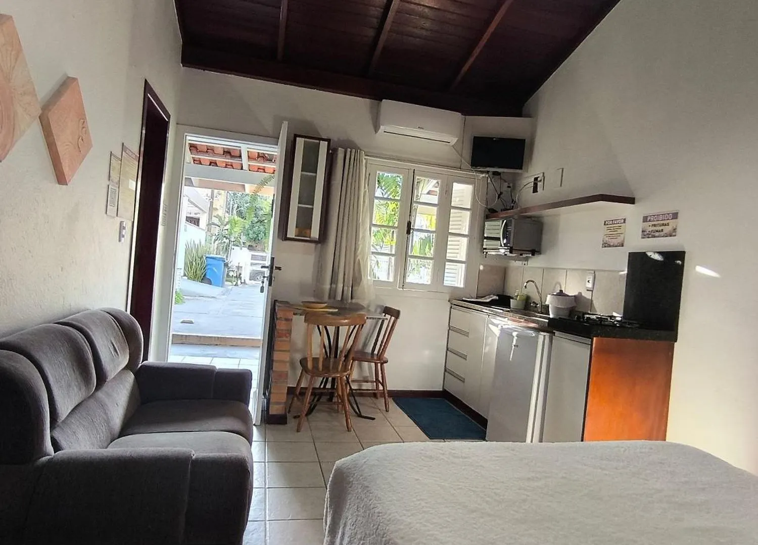 Pousadinha E Residencial Sto Antonio - Praia De Bombas/Bombinhas-Sc 0*, Bombinhas