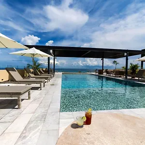 https://singular-joy-vacation-rentals.quintano-roohotels.com